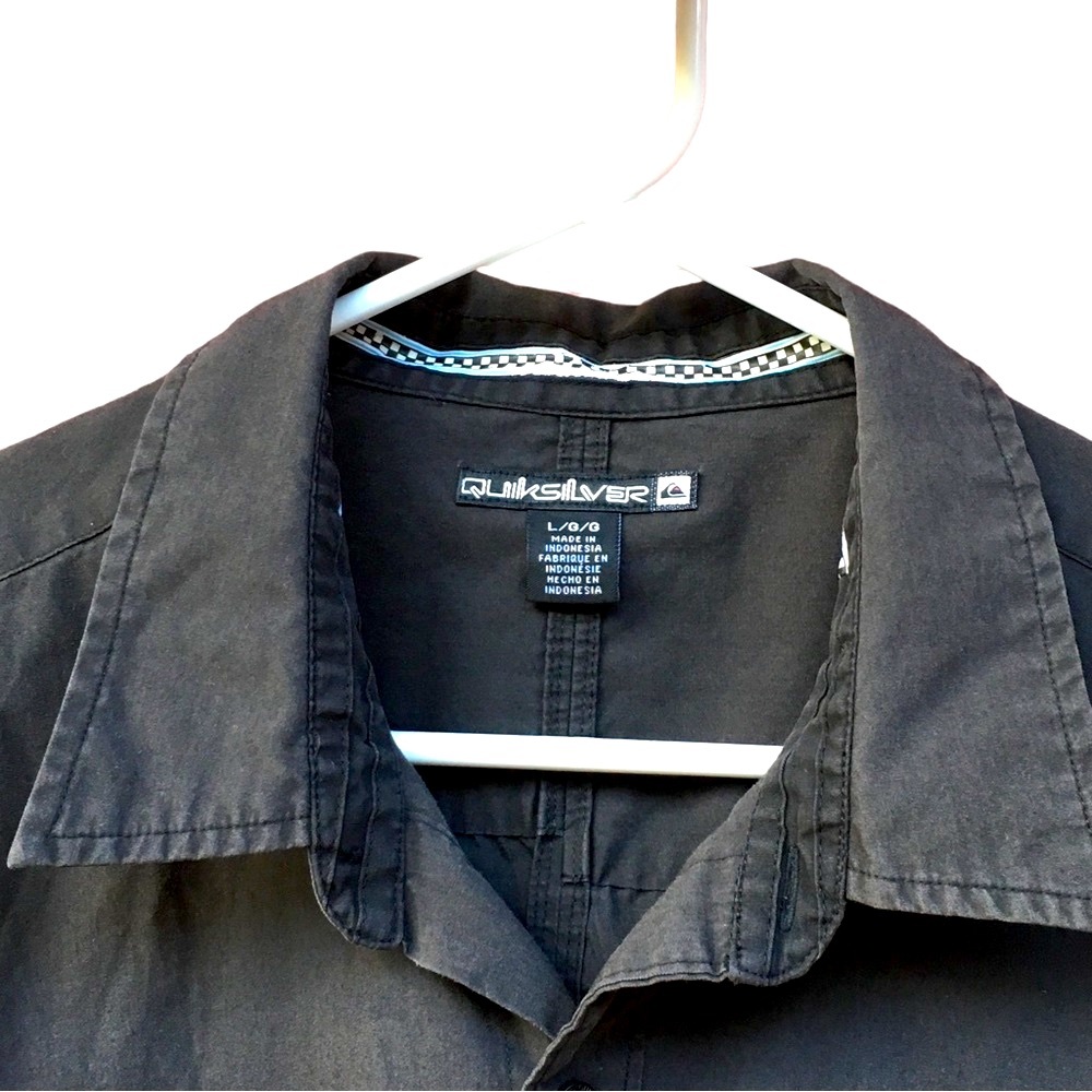 Quicksilver Black Button Down With Embroidered Lo… - image 3